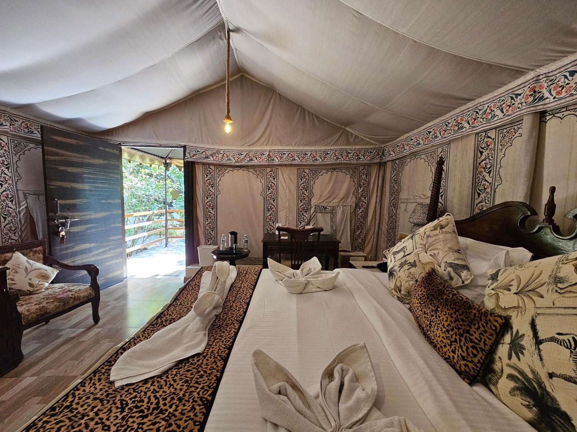 Gir Lion Safari Camp By Trulyy, Sasan Gir Hotel Sodaori Bagian luar foto