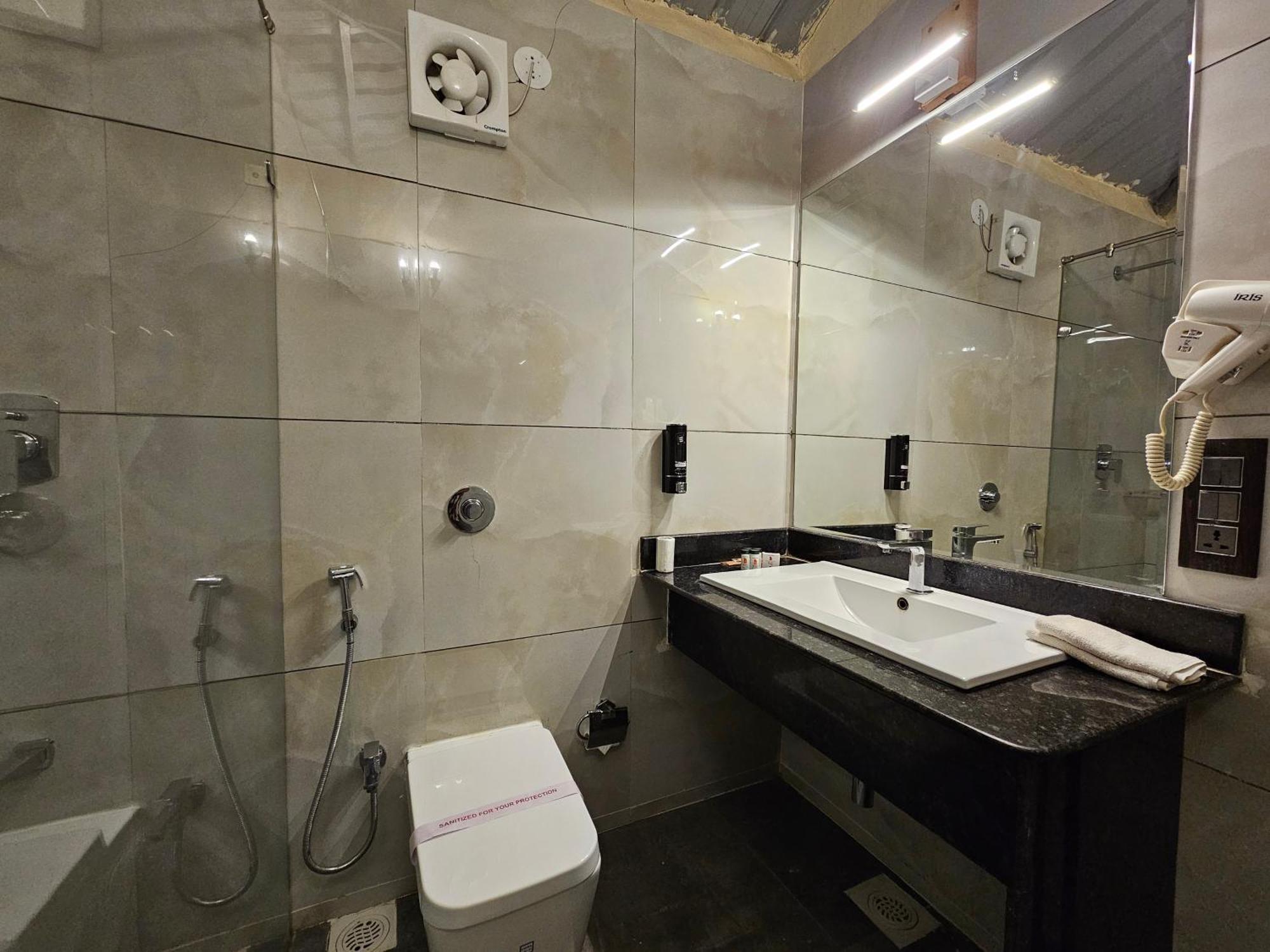 Gir Lion Safari Camp By Trulyy, Sasan Gir Hotel Sodaori Bagian luar foto